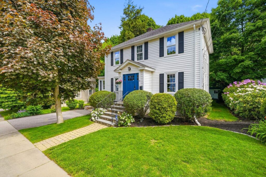 18 Grayson Rd, Winchester — front exterior of white colonial home in Winchester Highlands